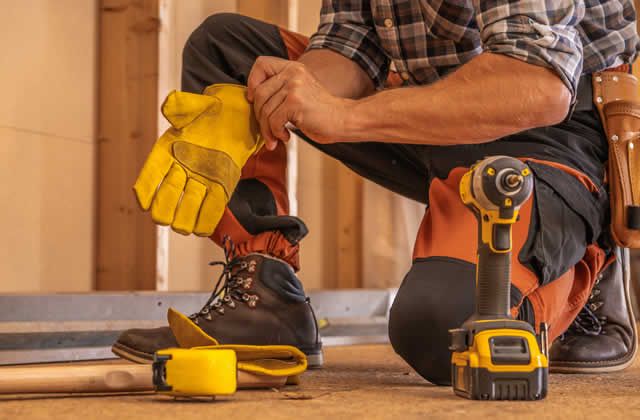 6 Home Renovations That Require the Help of Contractors